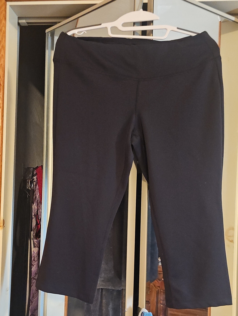 New Balance Black and White Performance Capris